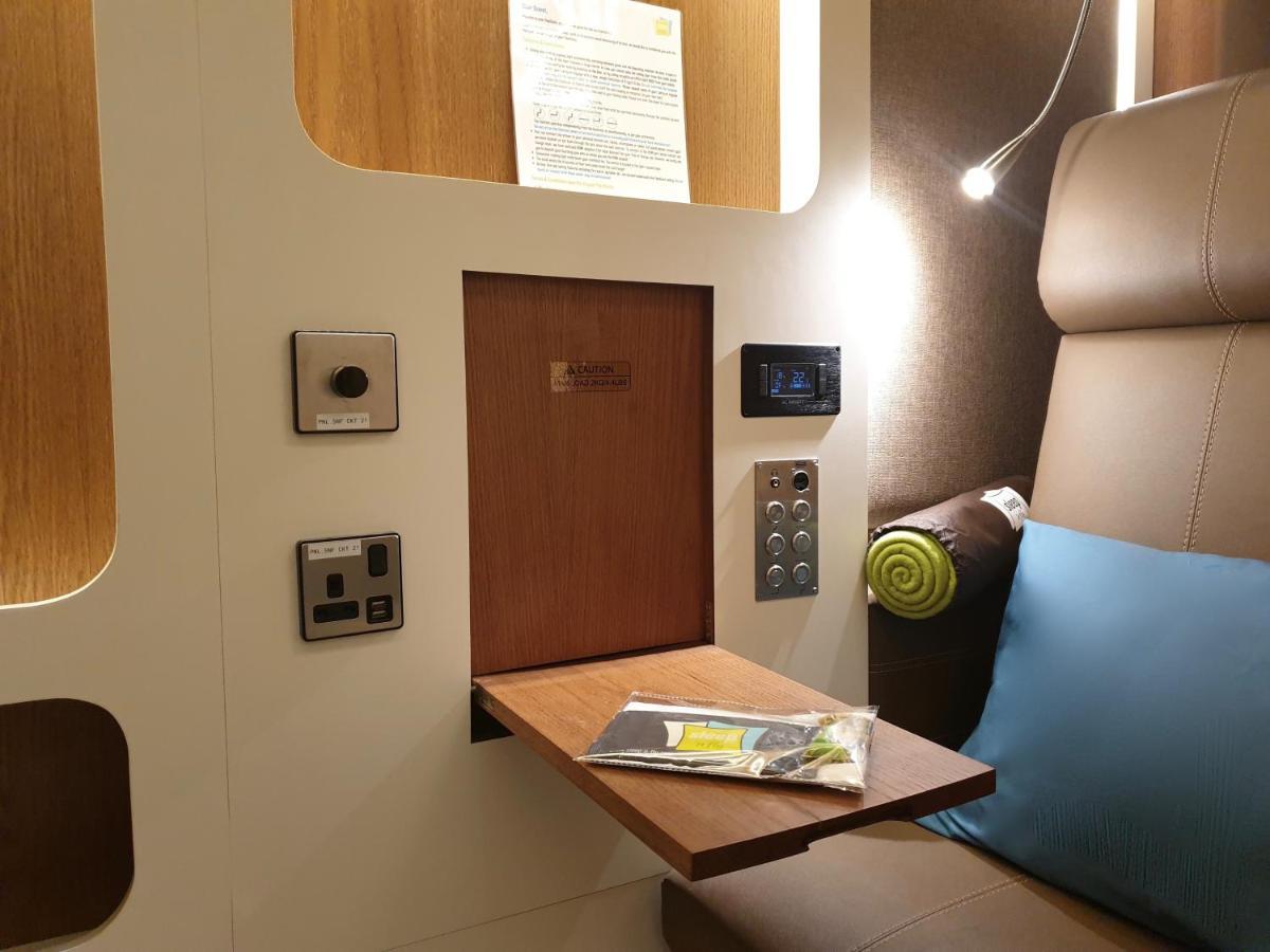 Sleep 'N Fly Sleep Lounge, North Node - Transit Only Hotel Doha Kültér fotó